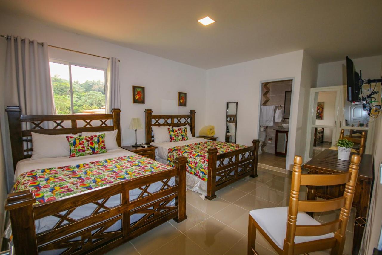 Deluxe Suites Guacamayos - Eco-Lodge & Swimming Pool Bonao Екстериор снимка