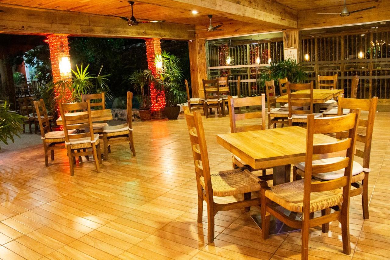 Deluxe Suites Guacamayos - Eco-Lodge & Swimming Pool Bonao Екстериор снимка